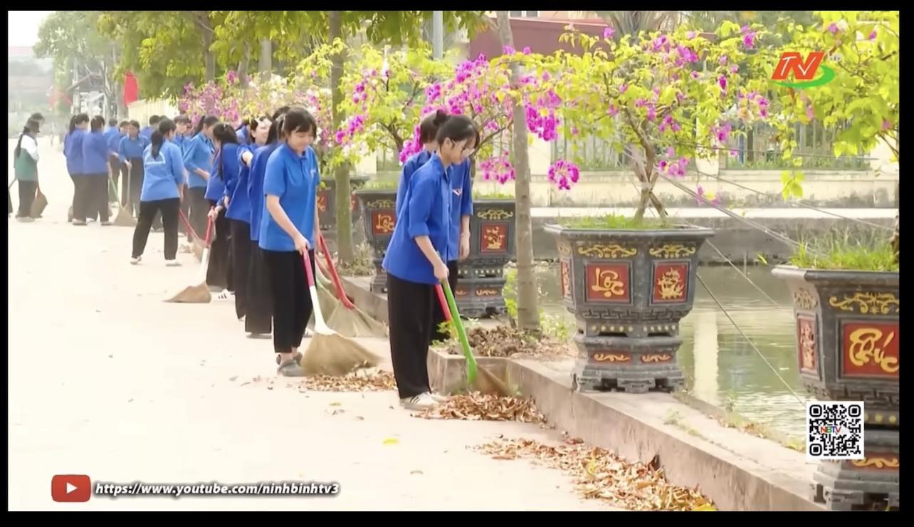 ĐOÀN VIÊN THANH NIÊN CHI ĐOÀN TRƯỜNG THCS THƯỢNG KIỆM TÍCH CỰC BẢO VỆ MÔI TRƯỜNG